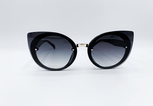 عینک آفتابی گربه ای